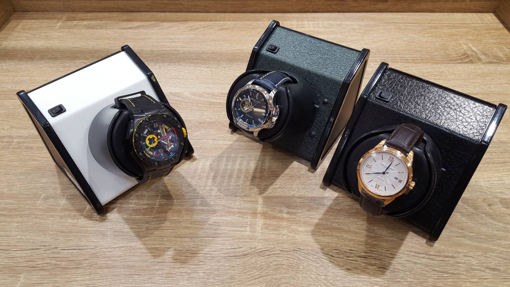 オービタ スパルタ1 ボールド(赤、白、青、緑)