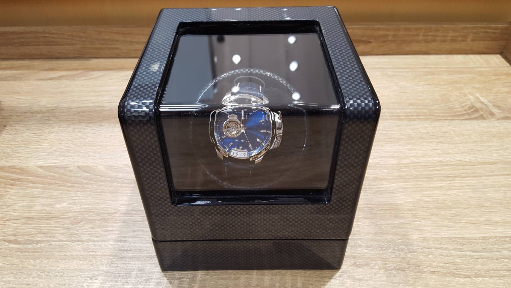 1本巻カーボン調ウォッチワインダー(黒、グレー)